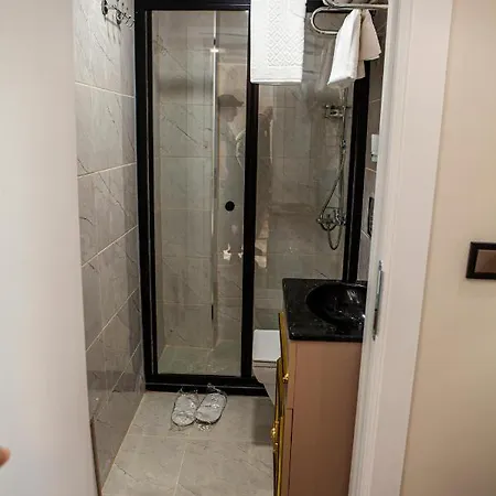 Blue Zerzevan Κωνσταντινούπολη