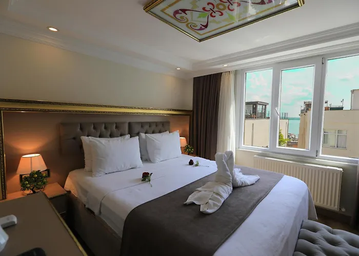 Blue Zerzevan Hotel 4*