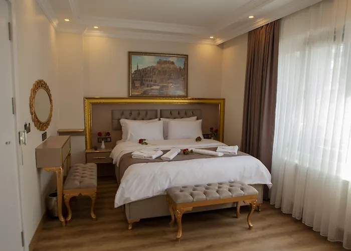 Blue Zerzevan Hotel 4*