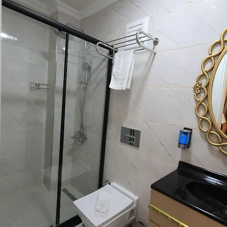 Blue Zerzevan 이스탄불